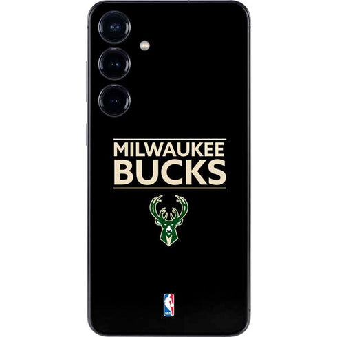 NBA Milwaukee Bucks Standard - Black Galaxy S25 Skin